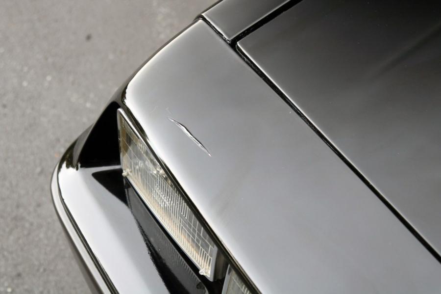 Детали экстерьера DeLorean DMC-12 in Black 1981 года  (фото 44 из 207)
